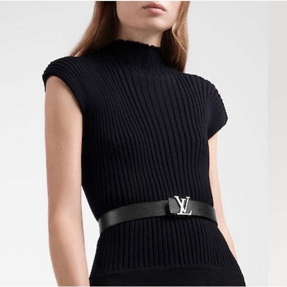 AUTHENTIC LOUIS VUITTON EPI LEATHER BELT WITH BOX - Picture 1 of 6